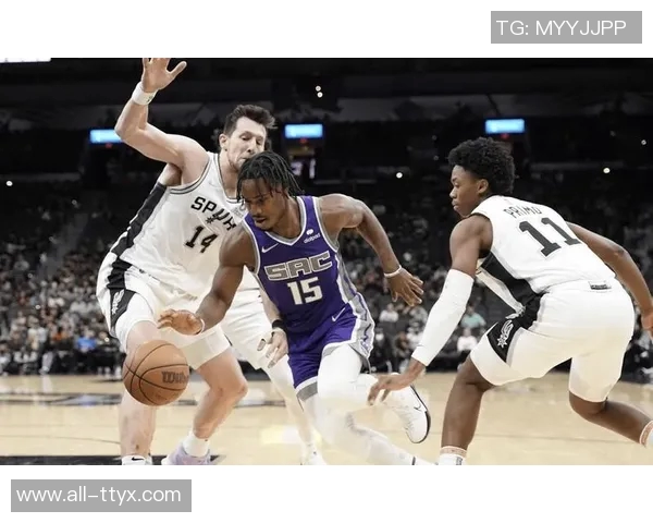 周五竞彩篮球焦点对决：勇士与马刺再战谁能笑到最后