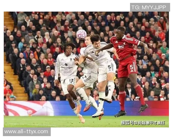 马奎尔绝杀利物浦进球获曼联十月最佳荣誉展现卓越实力